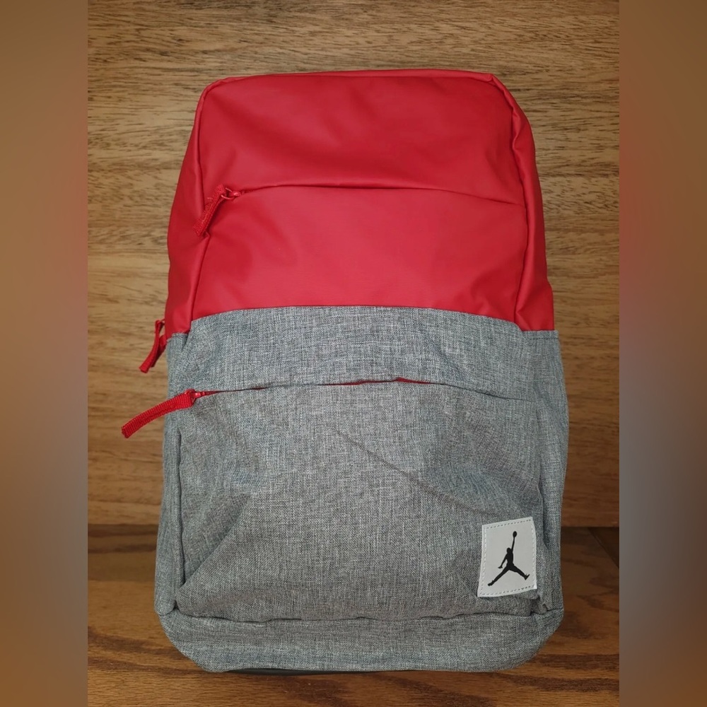 AIR JORDAN PIVOT TRAVEL JUMPMAN SCHOOL BACKPACK